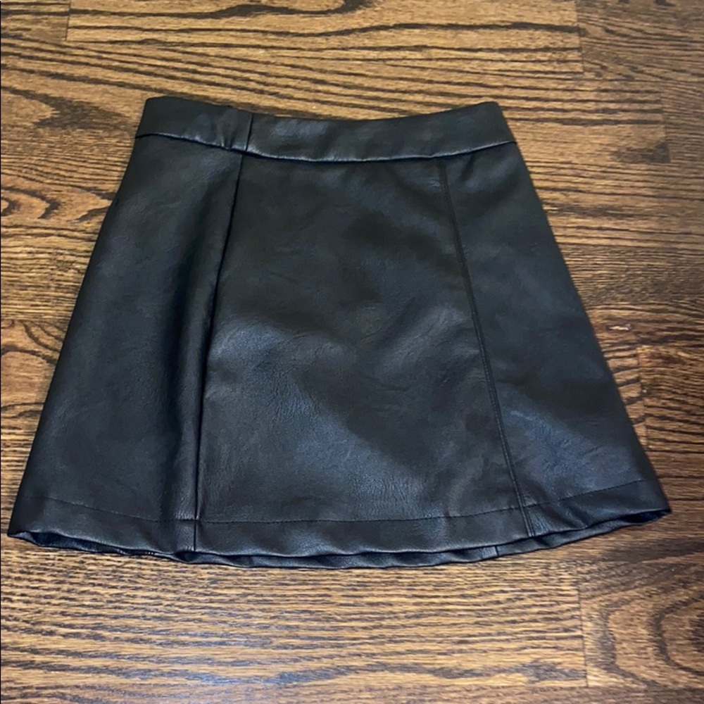 $13 barely worn Black Leather Skirt-size 8 kids-